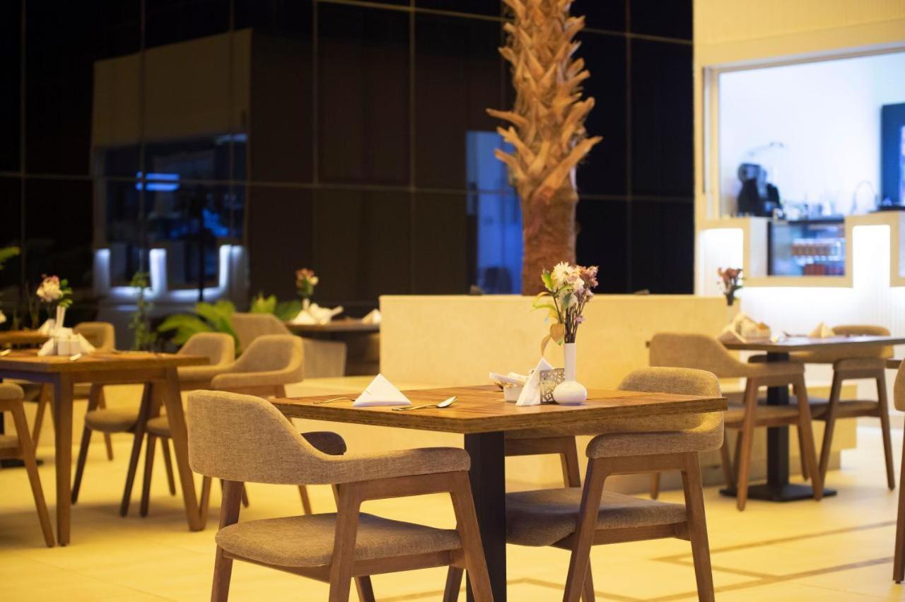 Sarwat Park Hotel Riyadh - Diplomatic Quarter Exterior foto